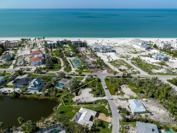 327 Palm Lake Dr, Sanibel, FL 33957