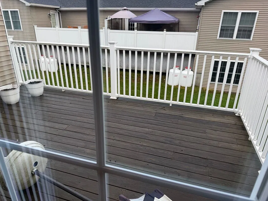2 bed, 2.0 bath, 938 sqft, $2,100 — Photo 3