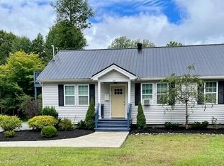 179 Vandenburgh Point Rd, Gloversville, NY 12078