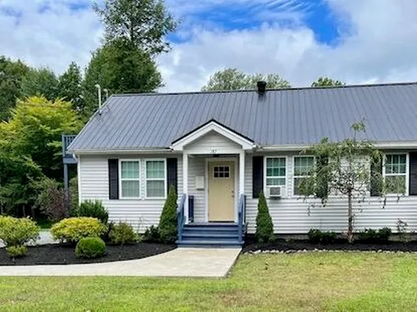 179 Vandenburgh Pt Road, Gloversville, NY 12078