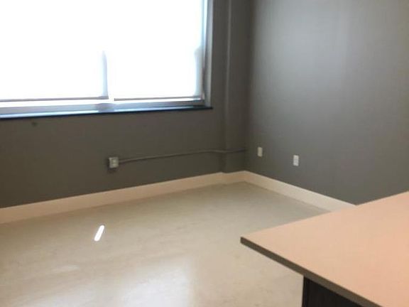 5th image of 847 Martin St Unit 312