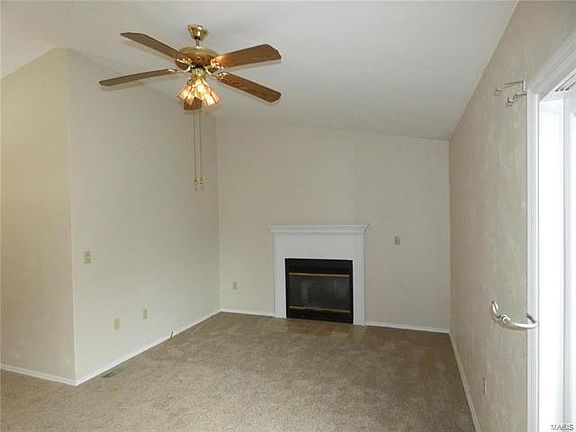 5th image of 1219 Chancellor Dr