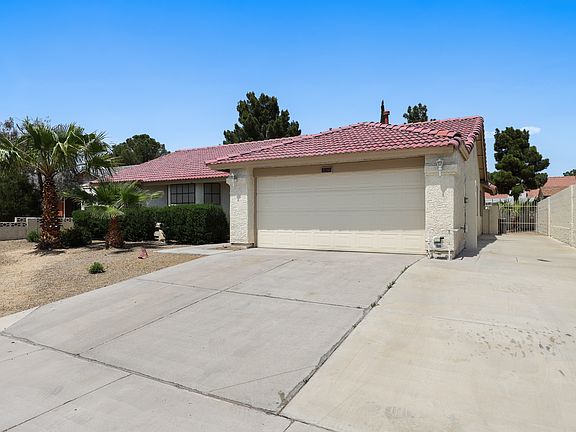 2nd image of 4900 Evergreen Glen Dr