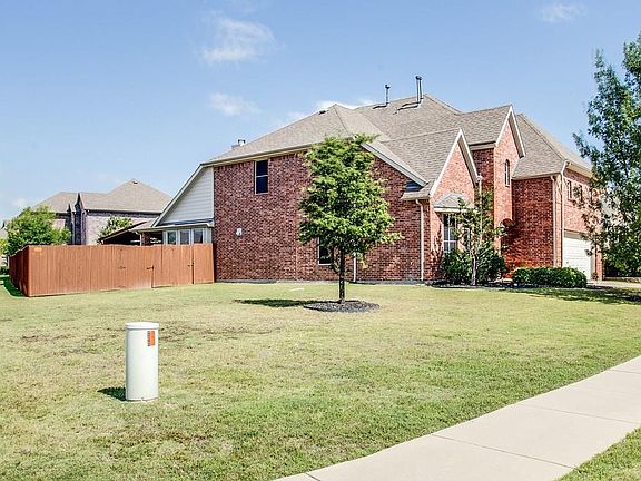 4th image of 1804 Martina Dr