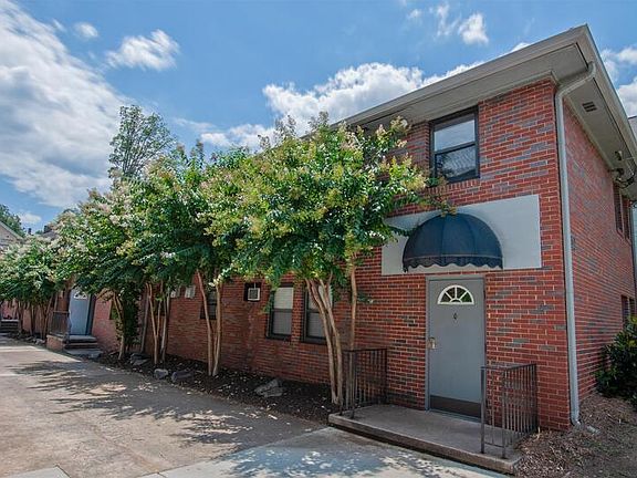 3rd image of 1009 Greenwood Ave NE #5