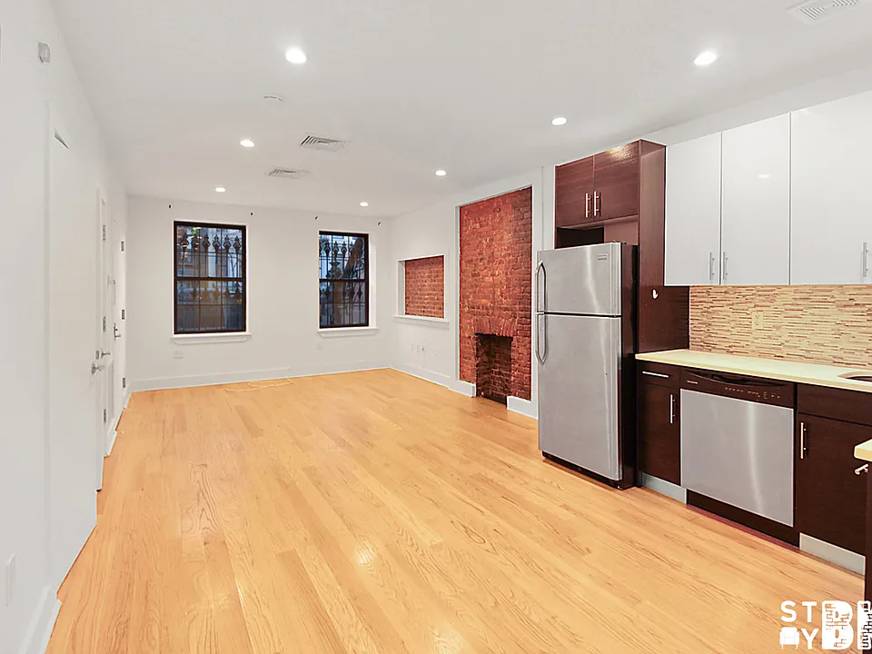 23 Halsey St #3