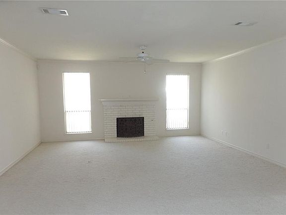 2nd image of 6308 Fershaw Pl