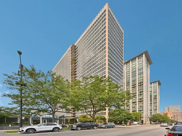 (undisclosed Address), Chicago, IL 60657