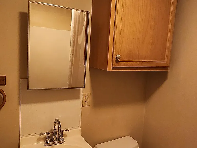 315 Manchester St #3R — Photo 4