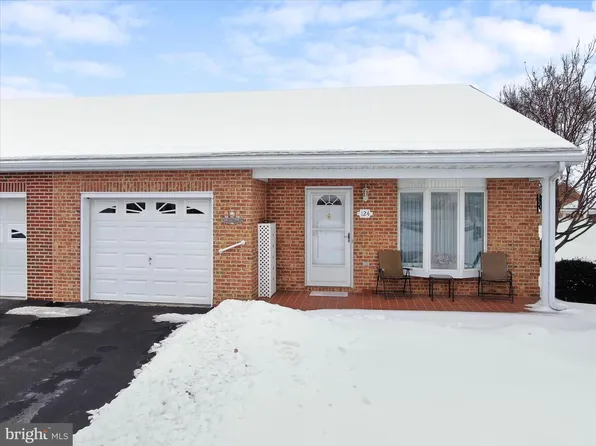 124 Buttercup Dr, Hagerstown, MD 21740
