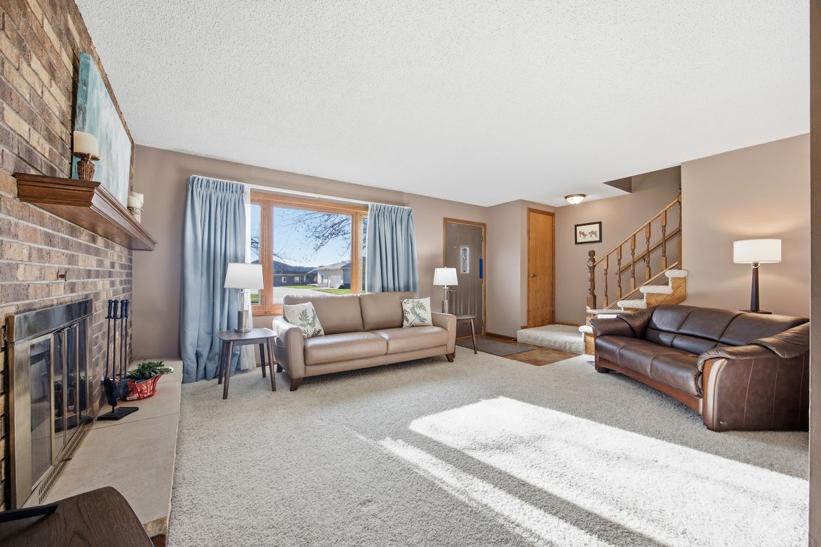 next background image