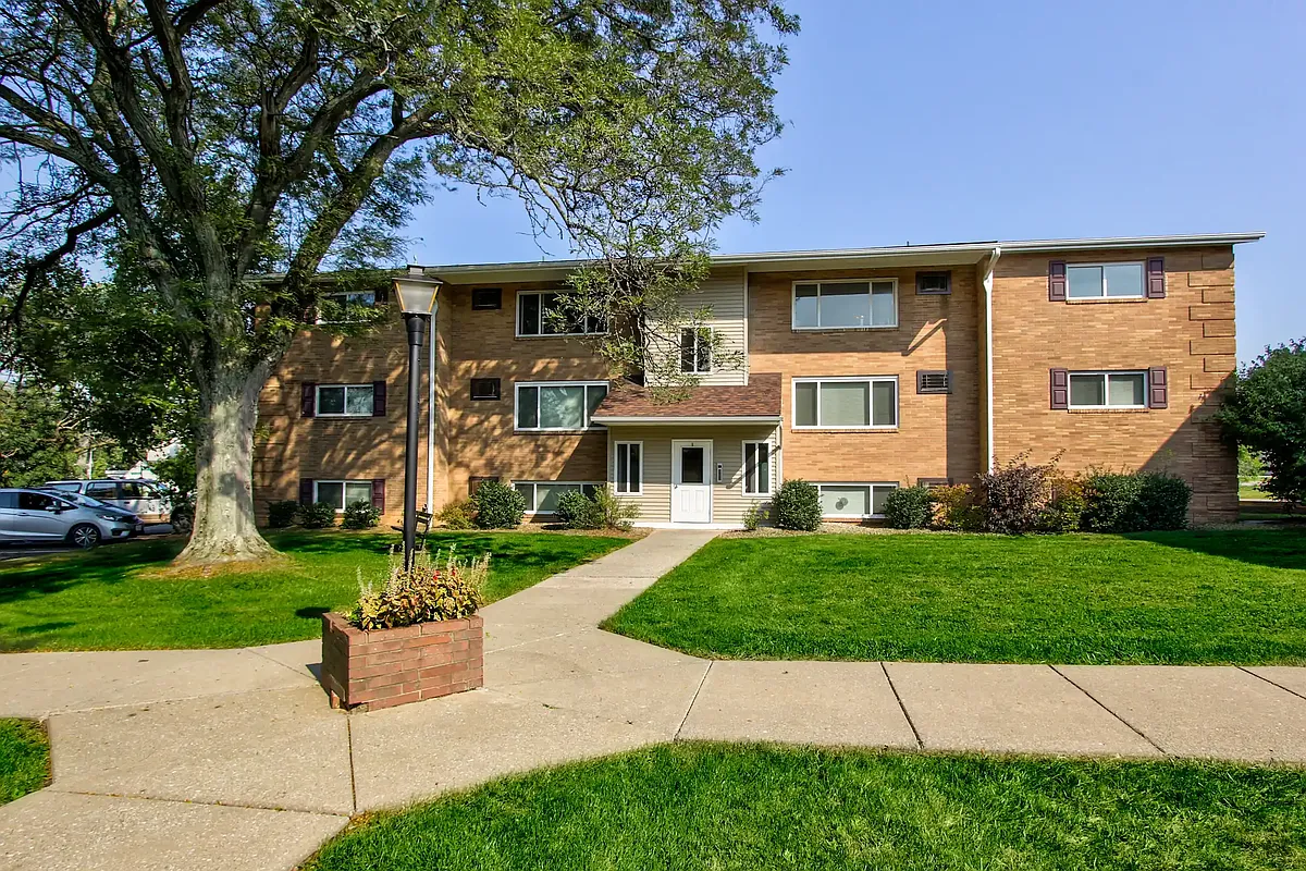Building Photo - Penngrove Village