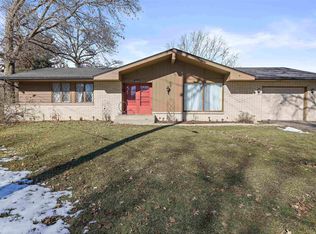 2029 Belmont Blvd, Rockford, IL 61103