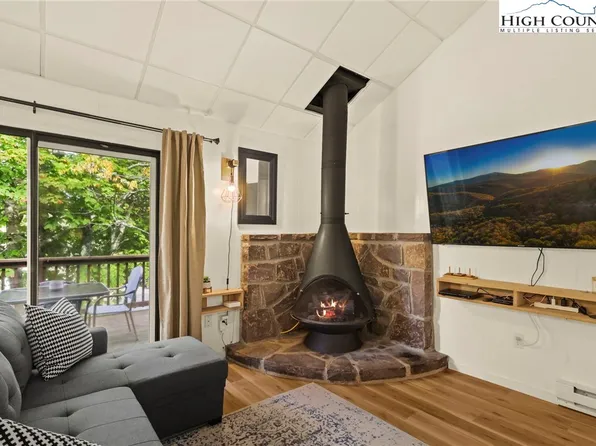 101 Hornbeam Road #2A, Beech Mountain, NC 28604