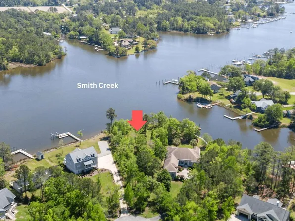 50 Spinnaker Point Road S, Oriental, NC 28571