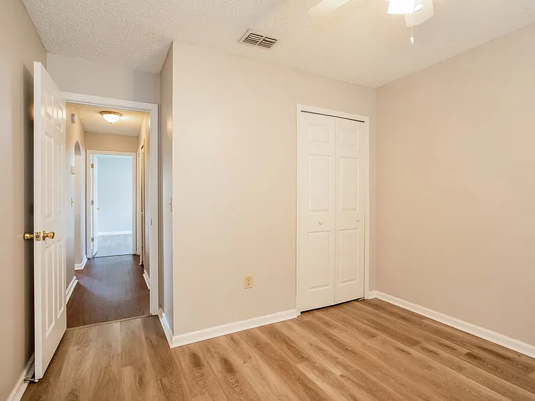 3268 Avalon Dr — Photo 14