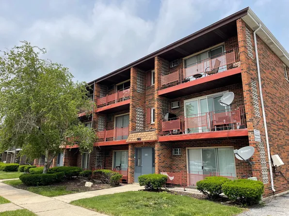 4332 W Park Lane Dr APT 1A, Alsip, IL 60803