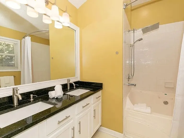 2023 Austin Park Cir — Photo 32
