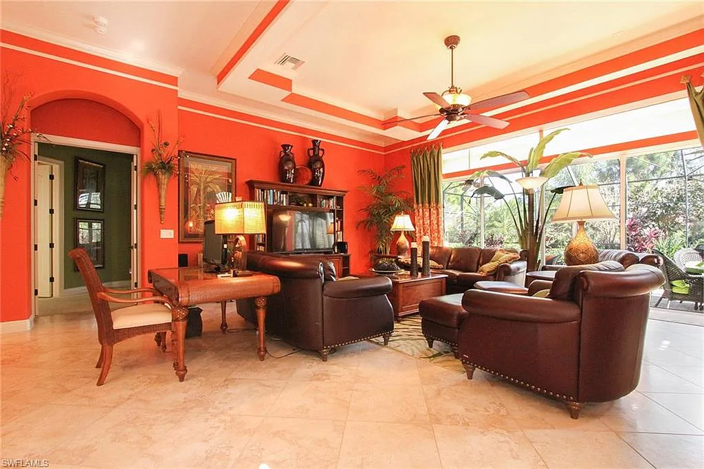 2 bed, 2.5 bath, 2650 sqft, $10,000 — Photo 4