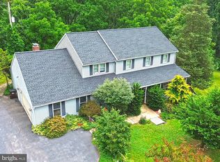 210 Fry Rd, Fleetwood, PA 19522