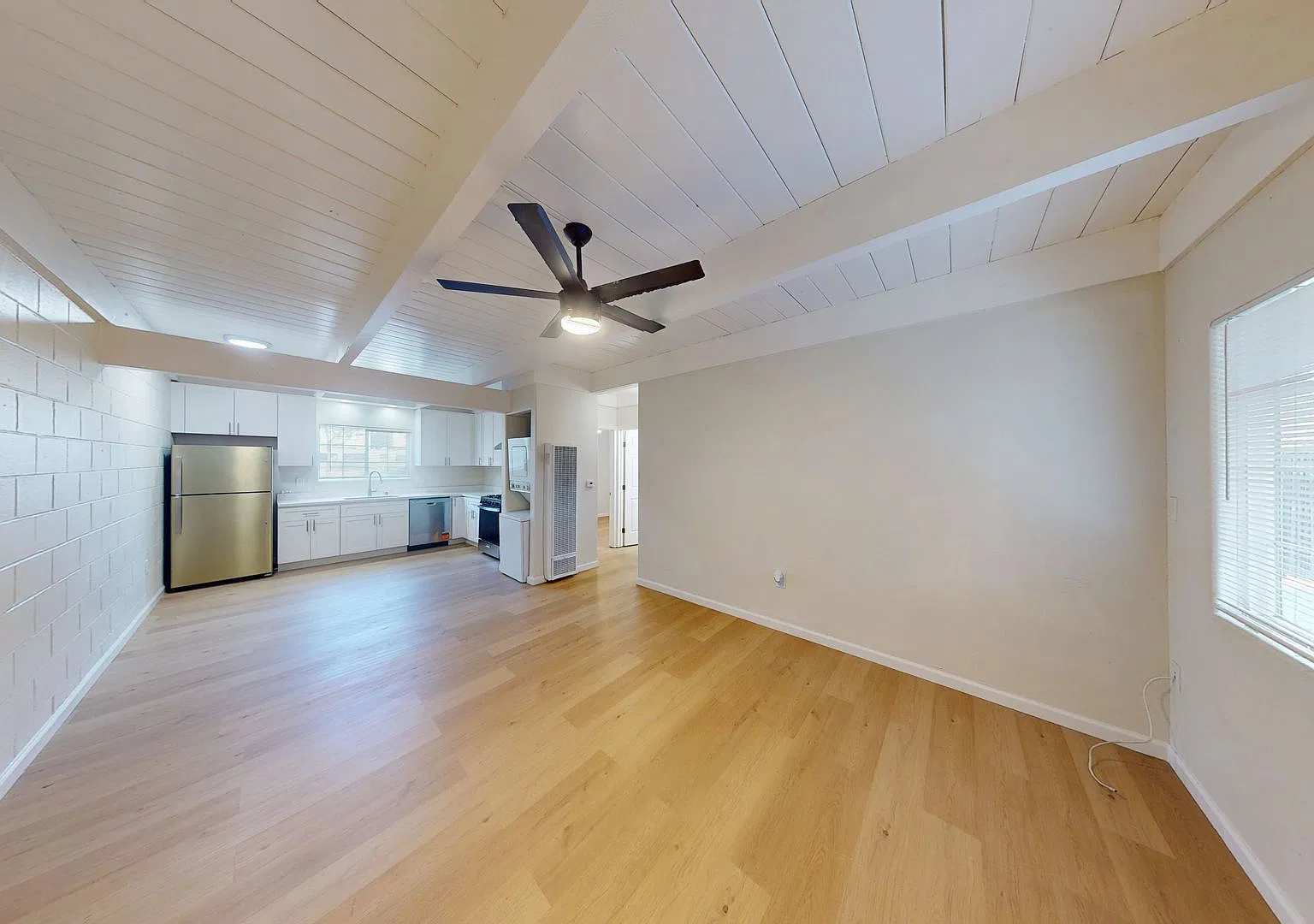 7867 Bancroft Avenue — Photo 2