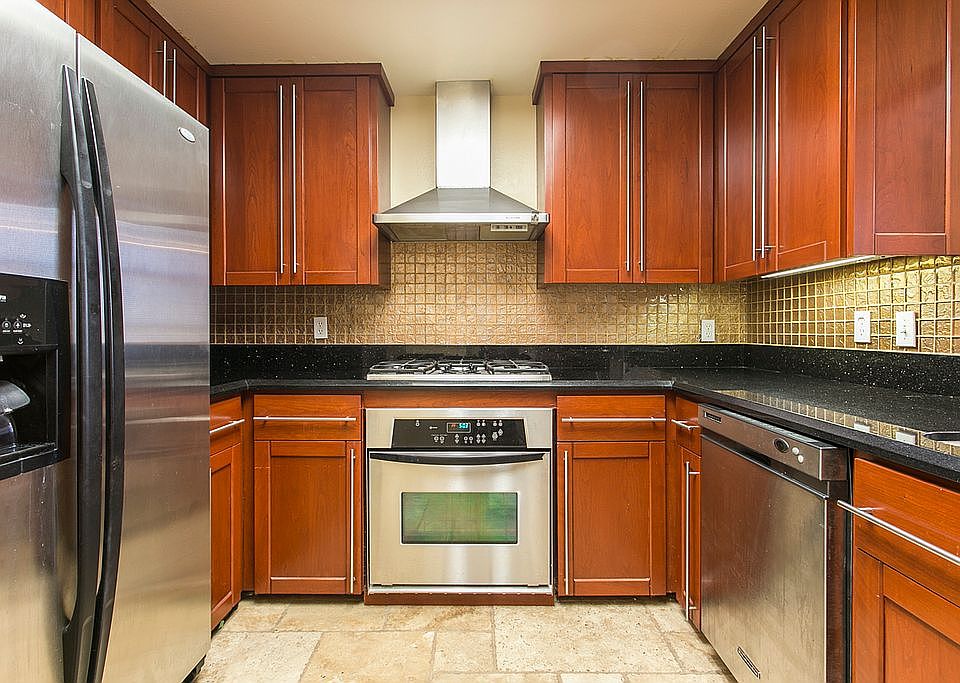 1st image of 7920 Anise Ave. #2