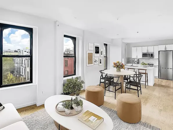 285 6th Avenue image 1 of 8