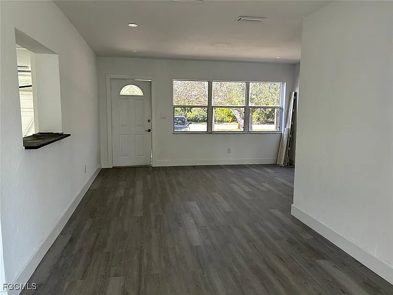 3835 Arlington St — Photo 11