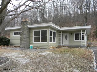 429 Summit St, Everett, PA 15537