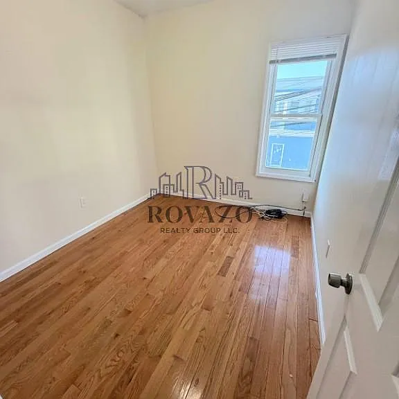 826 S 15th St #3R — Photo 9