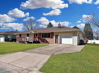 137 Pedretti Parkway, Prairie Du Chien, WI 53821
