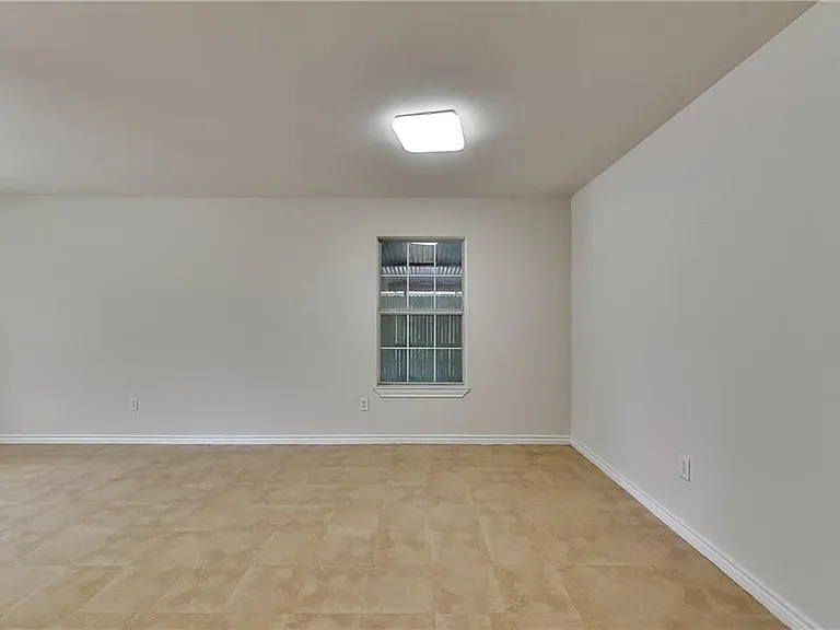 4530 Afton St — Photo 6