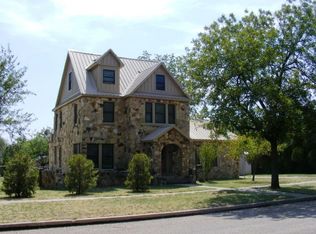 703 N 7th St, Ballinger, TX 76821