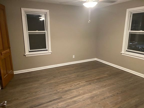 5th image of 2038 23rd St