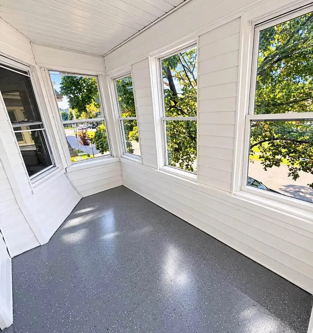 3 bed, $2,300 — Photo 4