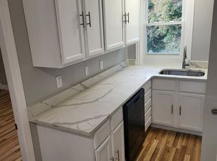 116 Webster St FLOOR 2, Pawtucket, RI 02861