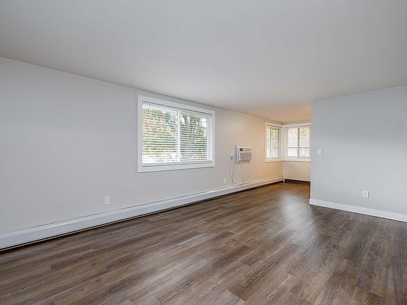 5th image of 41 Whitehouse Dr #19-04