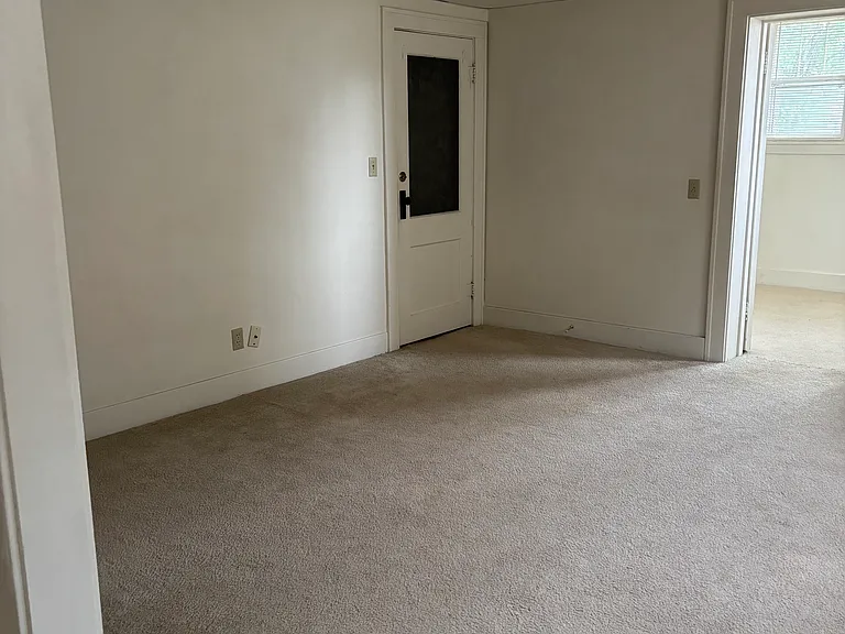 816 Washington St #6 — Photo 4