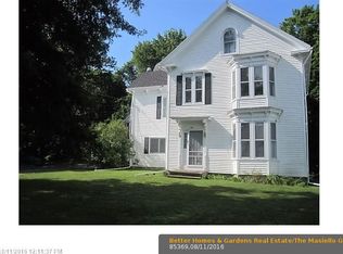 84 Main St, Rockport, ME 04856