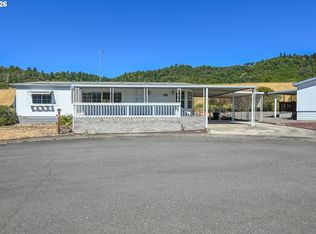 520 Shadow Ranch Ln, Roseburg, OR 97470