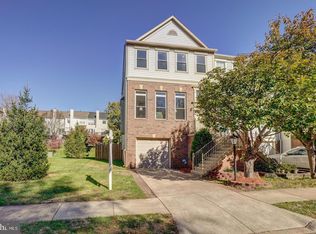 47616 Watkins Island Sq, Sterling, VA 20165