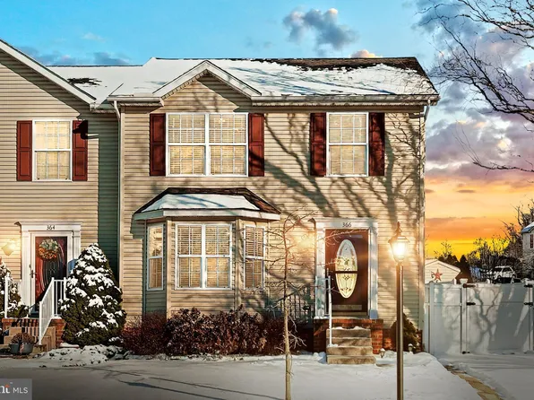 366 S Center St, Hanover, PA 17331