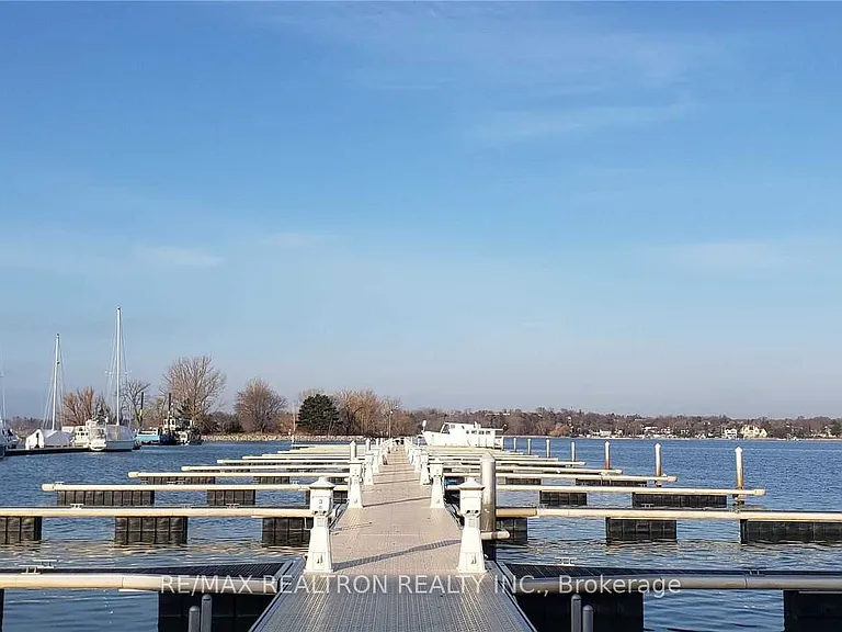 1295 Wharf St #20 — Photo 2