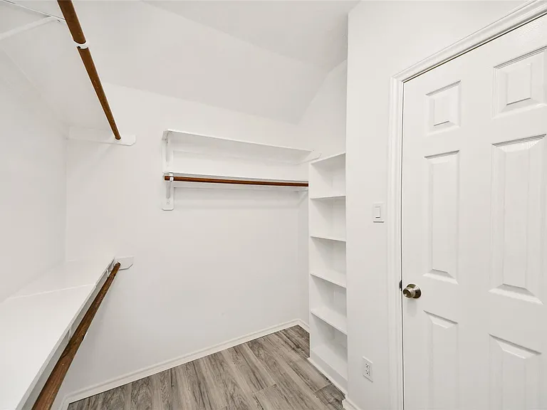 10 Delphinium Pl — Photo 36