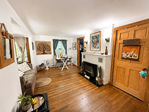 773 Middle Tpke Photo 1