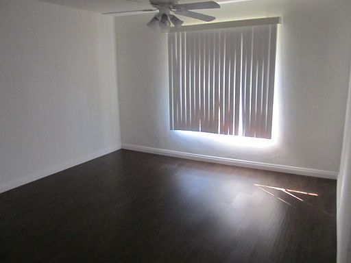 2nd image of 721 E Palmyra Ave