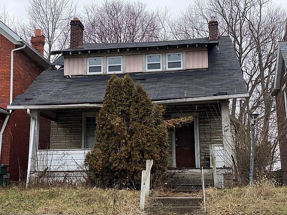 2nd image of 1550 Granville St