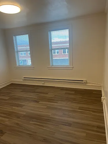 1237 Commerce Ave #10 Photo 1