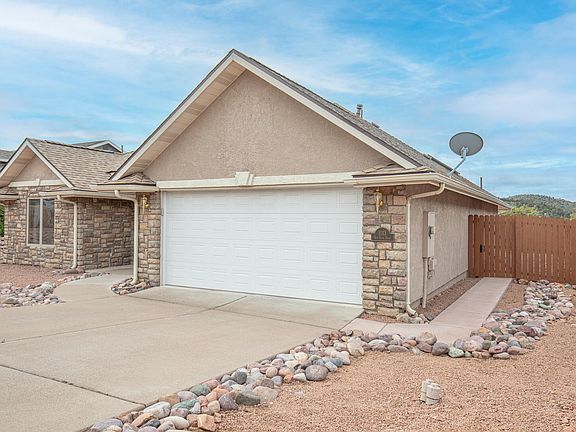 3rd image of 1013 W Rim View Rd