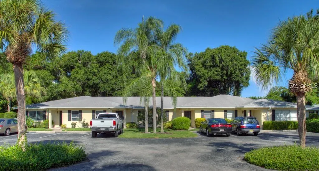 1 bed, 1.5 bath, 954 sqft, $3,000 — Photo 1